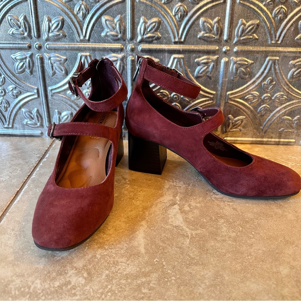 Lucky Brand Women's Burgundy Suede Mary Jane Block Heel Pumps